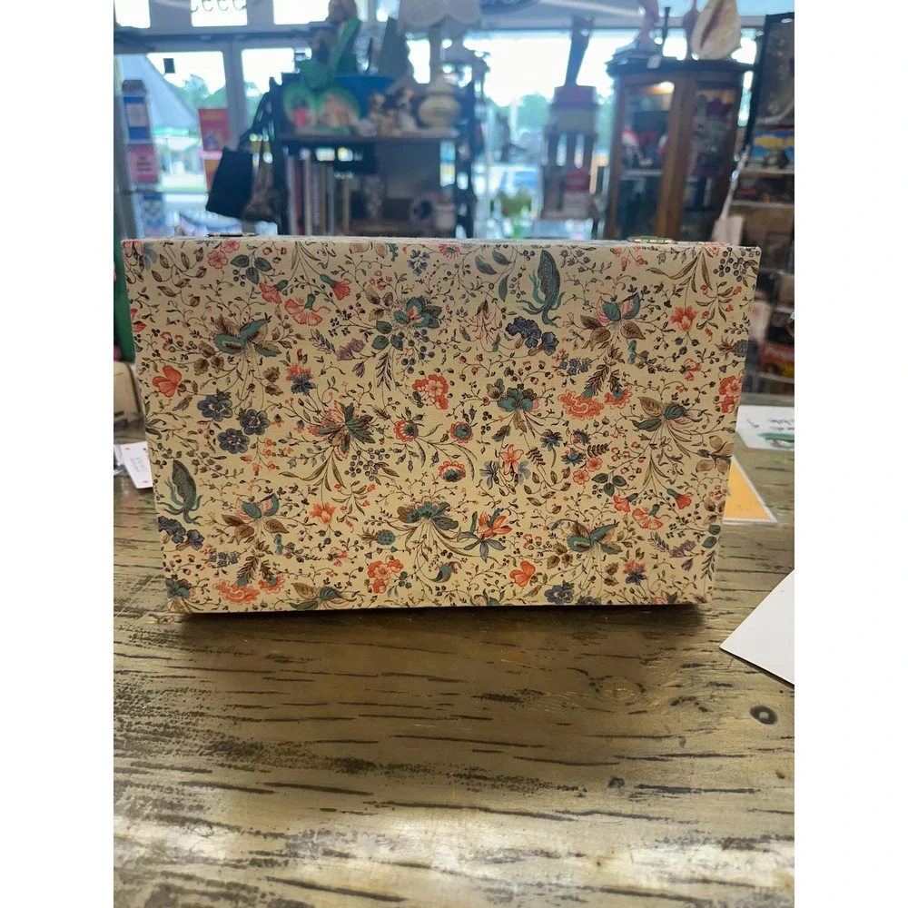 Vintage Flower Jewelry Box